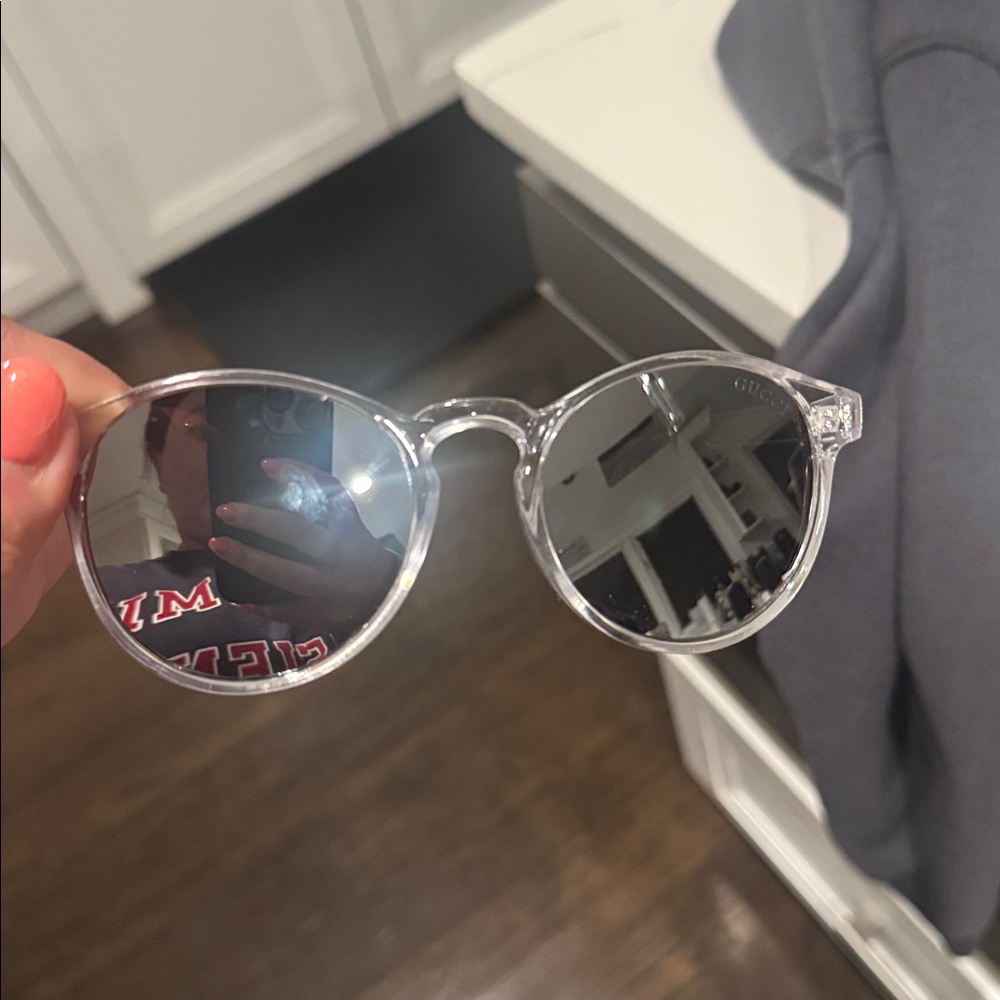 Gucci Clear Frame Sunglasses with Silver Lenses - Picture 4 of 4